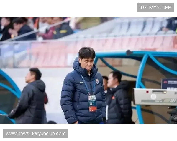 李霄鹏离队引发教练群体待遇讨论热潮