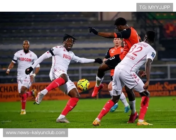 法甲里昂传球深度撕裂防线,比分被改写